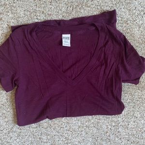 Pink short sleeve v-neck T-shirt